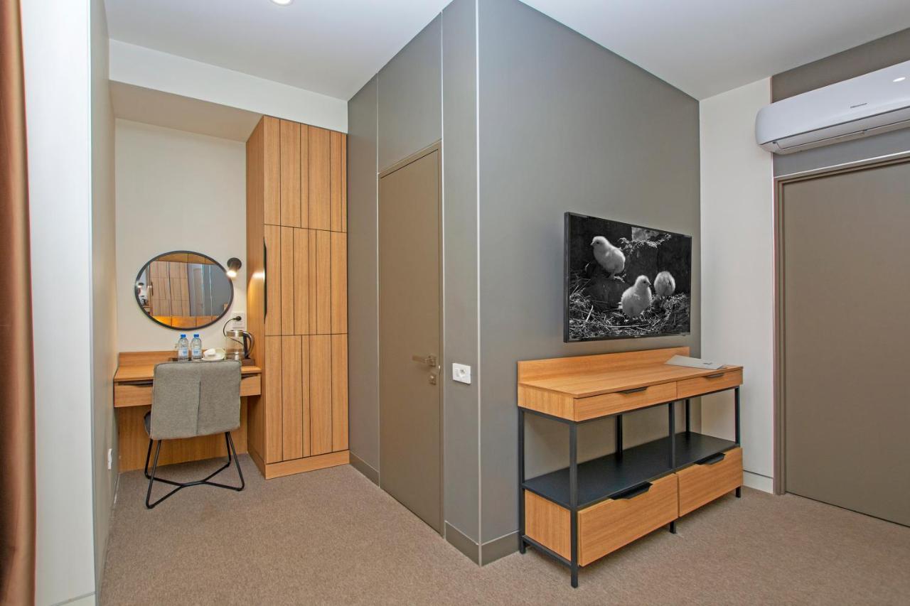 Cartez Hotel Ереван Екстериор снимка