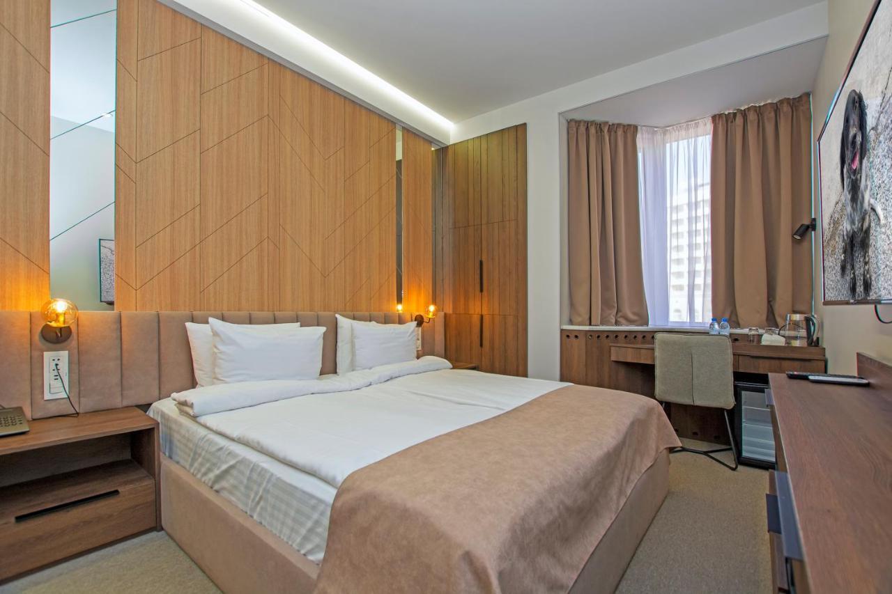 Cartez Hotel Ереван Екстериор снимка