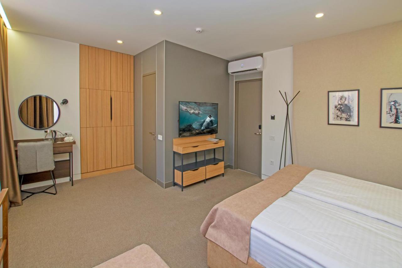 Cartez Hotel Ереван Екстериор снимка