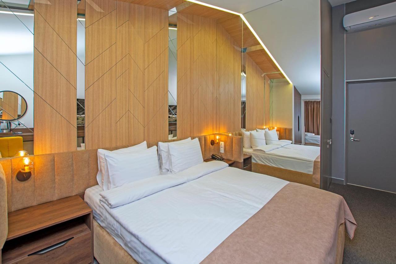 Cartez Hotel Ереван Екстериор снимка